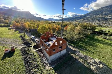 ACR Alpes Construction Renovation sarl - façadier enduiseur à Embrun