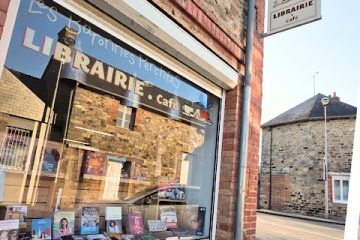 Adelles : Peintre en Lettres & Décors . Artisane peintre décoratrice - façadier enduiseur à Liffré