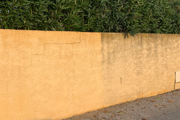 Cleanmurs nettoyage façade clôture toit sans haute pression - façadier enduiseur à Loupian