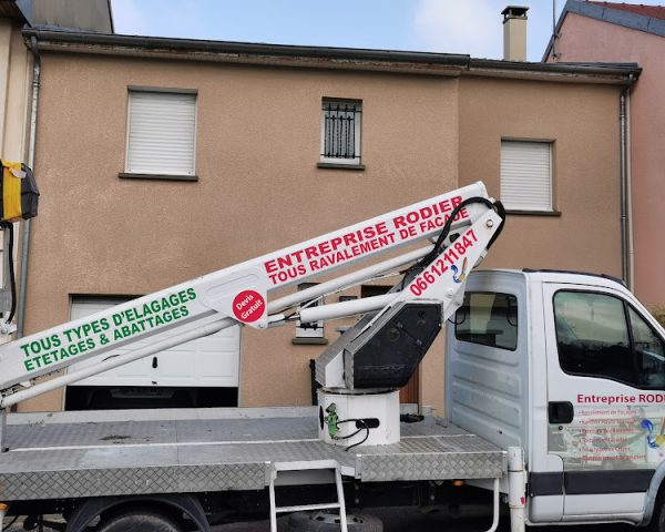 Entreprise Rodier - Ravalement de façade & Couverture - façadier enduiseur à Abrest