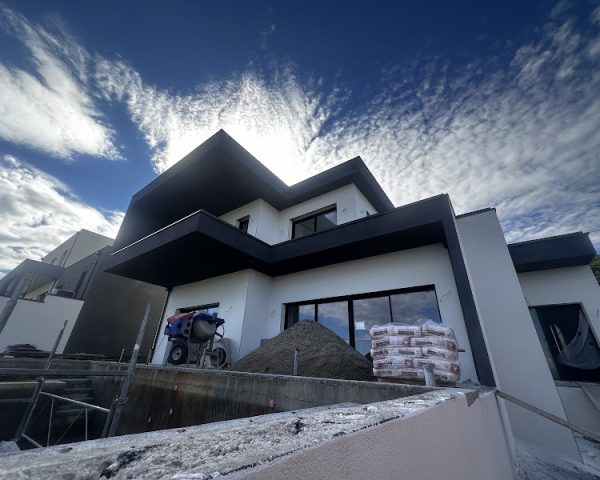 Façades Azad 07 - façadier enduiseur à Saint-Étienne-De-Fontbellon