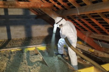 Hélios Habitat Fougères, isolation et fenêtre de toit Velux - façadier enduiseur à Beaucé