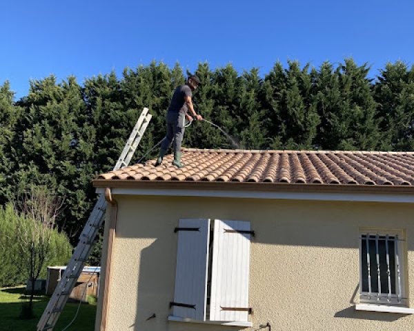 Pouvy Michel toiture - façadier enduiseur à Angoulême